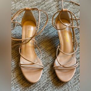 New Allegra K Tan Heeled Sandals with Strappy Design Size 7